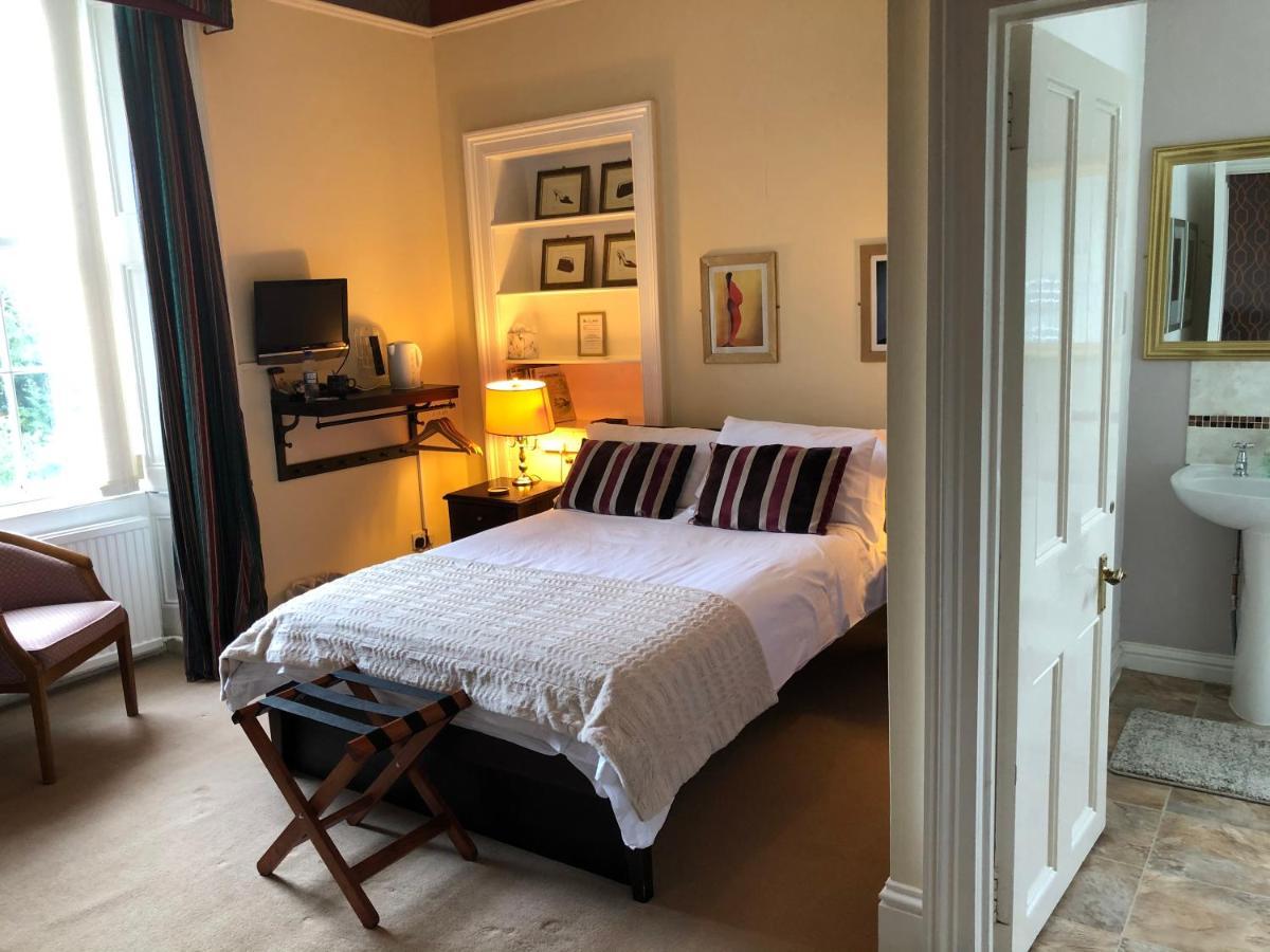 Easter Garth Guest House 海伦斯堡 外观 照片